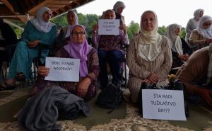 Foto: AA / Potresne poruke u Srebrenici danas