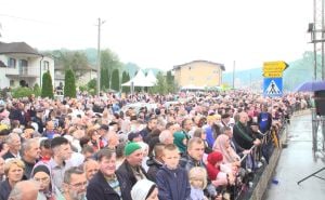 FOTO: AA / Svečano otvorena džamija u Kaćunima