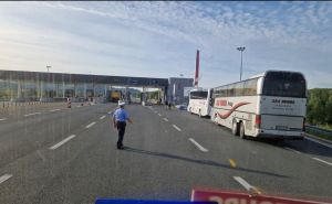 Foto: BN Televizija / Zaustavljanje autobusa u Doboju