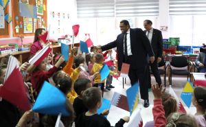 Foto: Ambasada Katara u BiH / Ambasador Katara u BiH u posjeti vrtiću Trešnjica