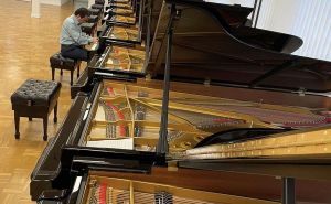 Foto: Sarajevska filharmonija / Selekcija koncertnog klavira Stainway - najboljeg među najboljima