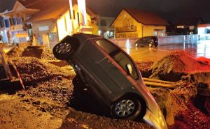 Foto: InfoBijeljina / Bizarna nesreća u Bijeljini