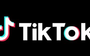 FOTO: Facebook / Tik Tok logo