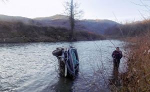 Foto: RTRS / U nekim nesrećama vozila završe u rijeci
