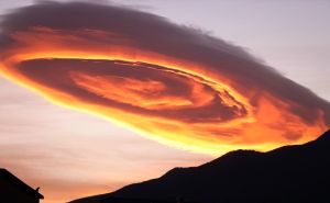 FOTO: AA / Narandžasti oblak u Bursi