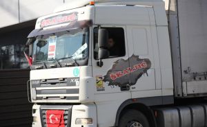 FOTO: AA / Dva šlepera krenula za Tursku