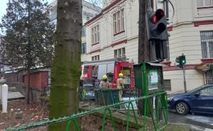 FOTO: Radiosarajevo.ba / Zapalio se automobil na Čobaniji