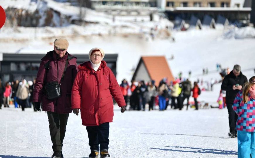 Sunčani ponedjeljak na Bjelašnici