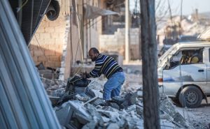 FOTO: AA / Život pod ruševinama u Siriji