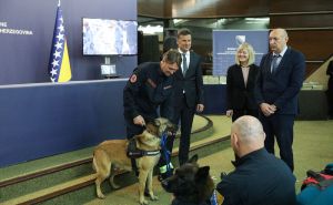 FOTO: AA / Prijem spasioca i pasa trača u Vladi FBiH