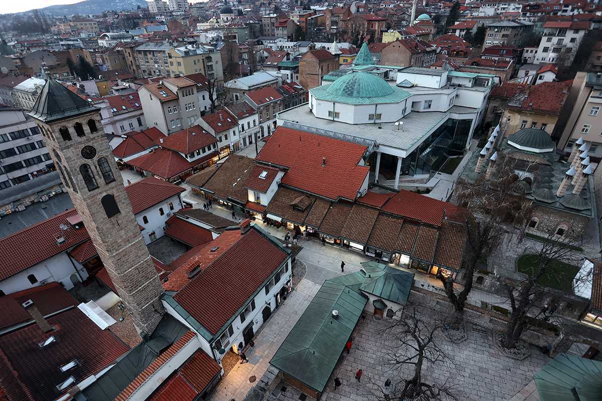Pogled na Sarajevo sa Begove džamije