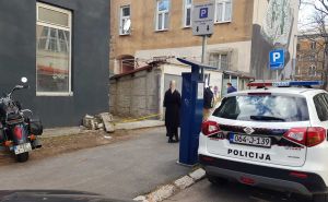 Foto: Radiosarajevo.ba / Žutom trakom ograđeno mjesto incidenta