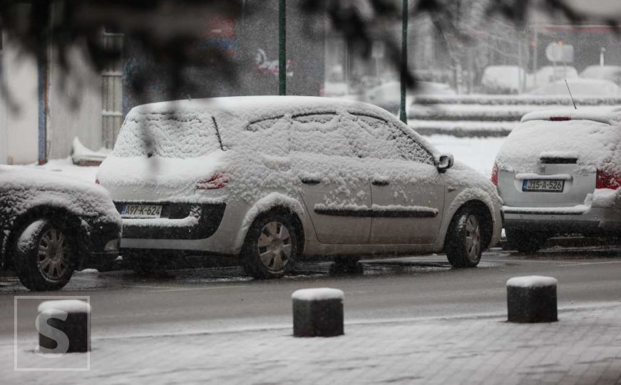 Snijeg stvara probleme vozačima / Ilustracija