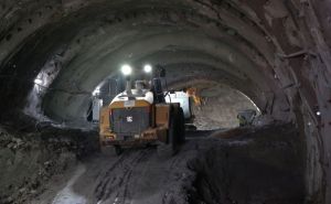 Foto: Vlada KS / Radovi na gradnji tunela