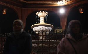 Foto: Dž. K. / Radiosarajevo.ba / Obilježavanje Lejletul-kadr u Begovoj džamiji