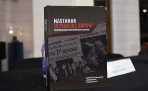 Foto: N. G. / Radiosarajevo.ba / Promocija knjige "Nastanak Republike Srpske: Od regionalizacije do strateških ciljeva (1991-1992)"