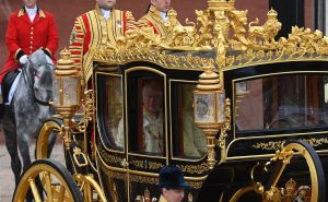 Foto: EPA / Kralj Charles III i Camilla