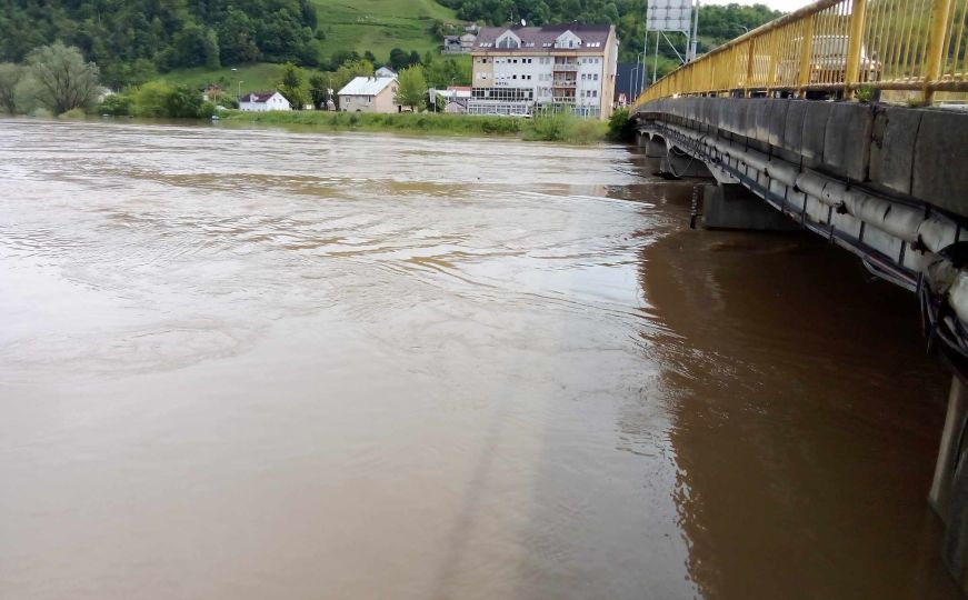 Poplave u Bosanskom Novom