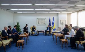 Foto: Vlada FBiH / Sastanak Nermina Nikšića s delegacijom MMF-a