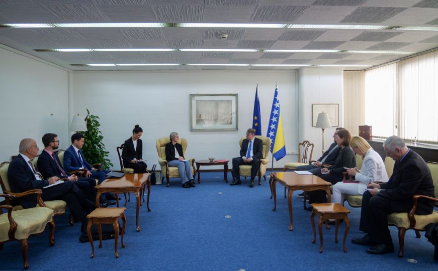 Sastanak Nermina Nikšića s delegacijom MMF-a