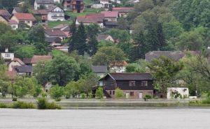 Foto: Kostajnica.com / Poplave blokirale Bosansku Kostajnicu