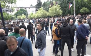 Foto: Kosovo Online / Nastavljeni protesti
