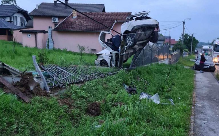 Saobraćajna nesreća kod sela Dubrave