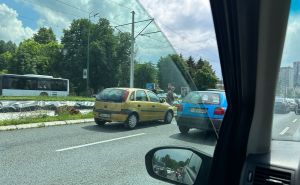 FOTO: Radiosarajevo.ba / Saobraćajna nesreća na Pofalićima