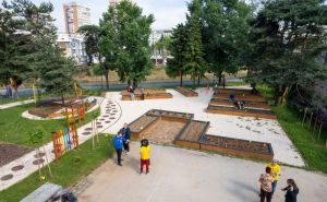 Foto: Twitter  / Prva urbana bašta i senzorni park u Sarajevu