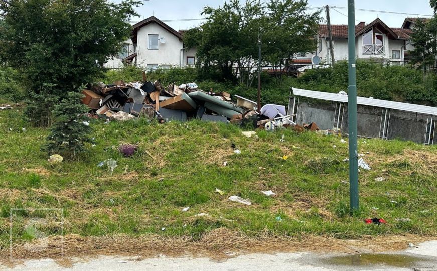 Kabasti otpad u centru Sarajeva
