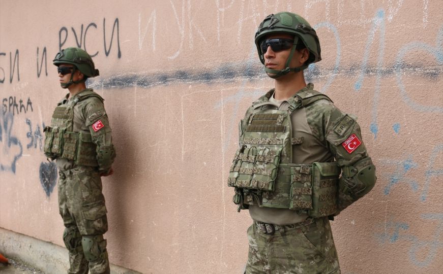 Dio turskih trupa KFOR-a stacioniran u Zubinom Potoku