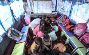 FOTO: AA / Autobuse preuredili u učionice