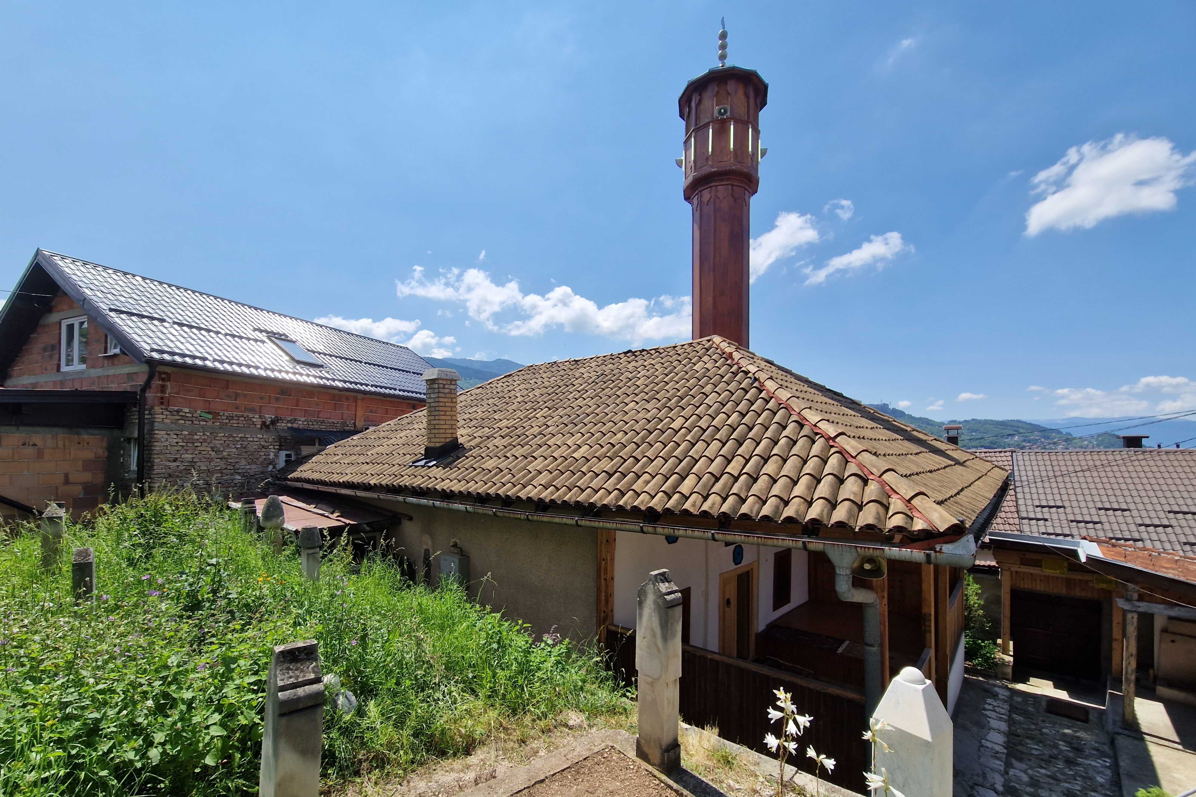 Gerdeni hadži Husejinova džamija - Vratnik