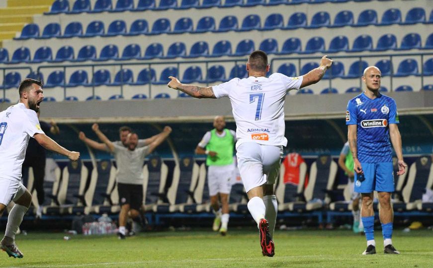 Slavlje Sulejmana Krpića nakon drugog gola za Želju