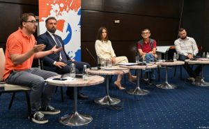 Foto: Ajdin Kamber/DW / Debata: "Da li je moguća bosanska nacija?"