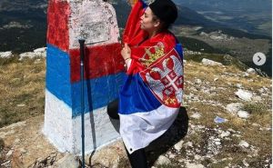 Foto: Printscreen / Srbijanka s vrha Dinare pucala prema - Kninu!?