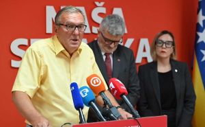 Foto: A. K. / Radiosarajevo.ba / Press Naše stranke nakon opoziva Srđana Mandića