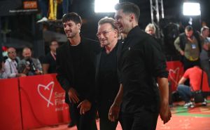 Foto: N. G. / Radiosarajevo.ba / Bono Vox stigao na crveni tepih na 29. Sarajevo Film Festival