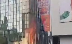 Foto: Printscreen / Požar ispred UNITIC-a