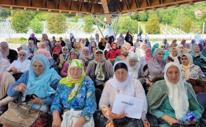Foto: Anadolija / U Memorijalnom centru Srebrenica - Potočari obilježen Međunarodni dan nestalih osoba