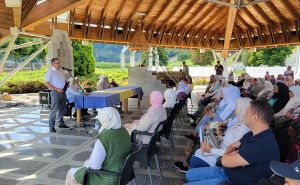 Foto: Anadolija / U Memorijalnom centru Srebrenica - Potočari obilježen Međunarodni dan nestalih osoba