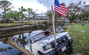 Foto: EPA-EFE / Uragan pogodio Floridu