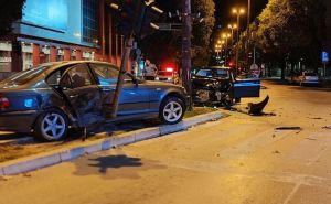 Foto: Hercegovina.info / Saobraćajna nesreća u Mostaru