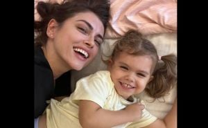 Foto: Instagram / Amra Džeko s kćerkom Daliom