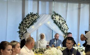 Foto: Senzacija.ba / Detalji s vjenčanja Mahire Ahmiš i Saladina Hajdarpašića