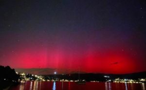 FOTO: Facebook / Polarna svjetlost iznad Dalmacije