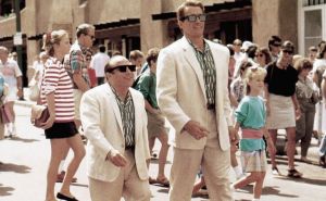 Foto: IMDb / DeVito i Schwarzenegger u 'Blizancima'