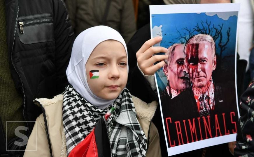 Počela šetnja Sarajeva za Gazu