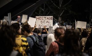 Foto: AA / Porodice talaca protestvovale u Tel Avivu