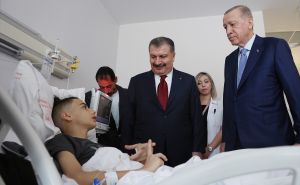 AA  / Erdogan u posjeti pacijentima